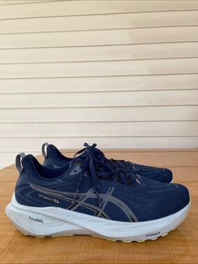 ASICS GT-2000 Men's Running Shoes Navy and White Size 8.5